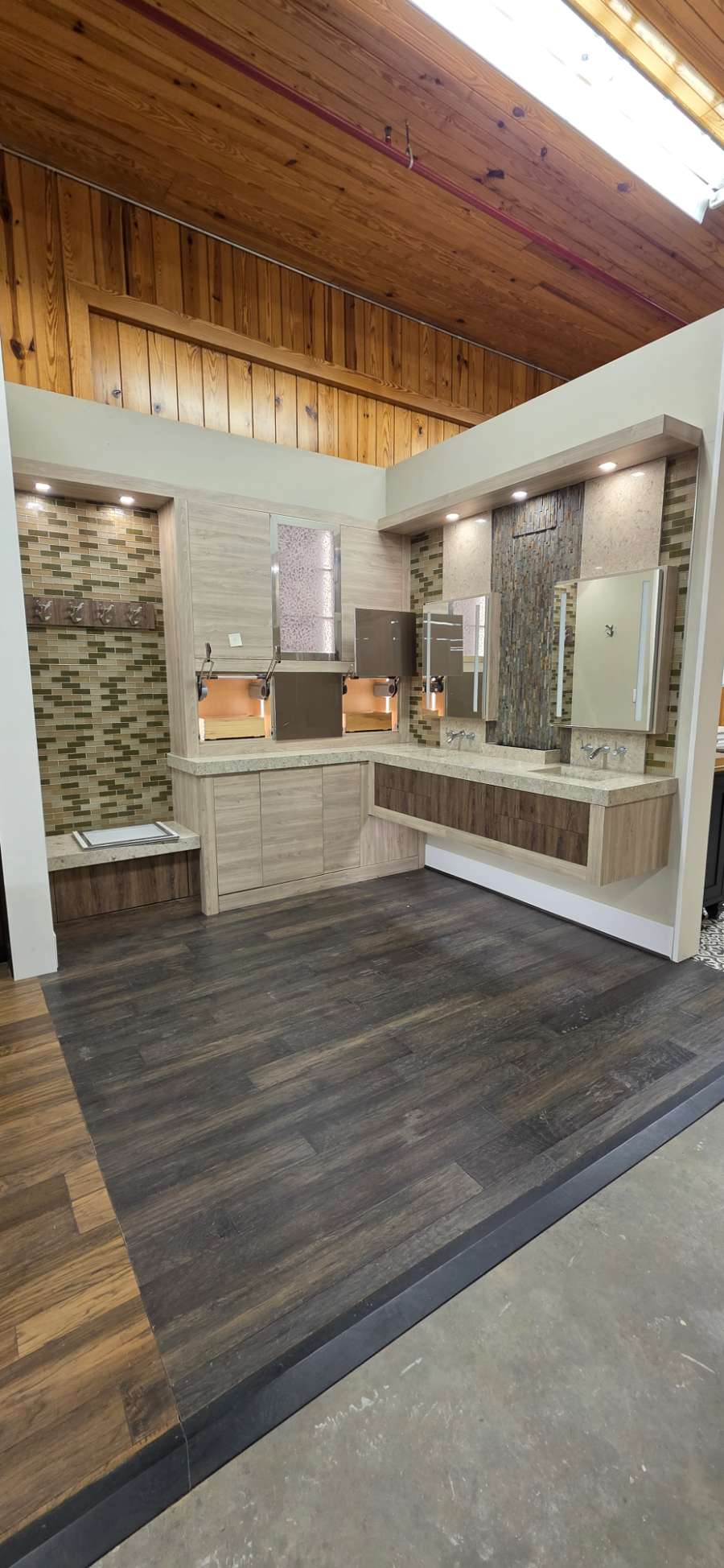 Bathroom vanity with tile backsplash